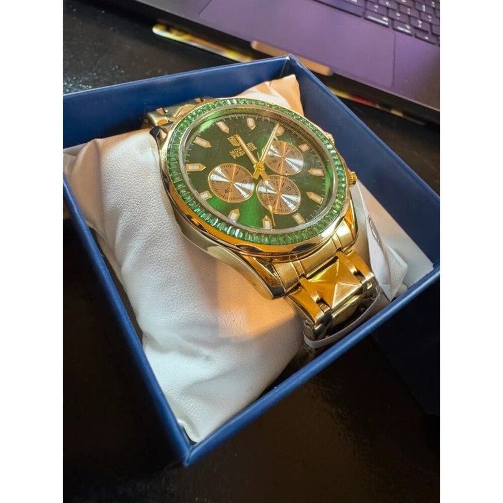 Montres Prestige Invicta watch nice